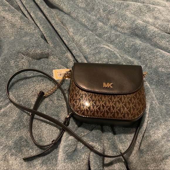 KORS Michael Kors Handbags - Michael Kors Signature Glossy Half Dome Crossbody Bag